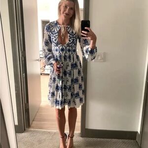 Alcoolique
Donata Dress Italian size 44 or a US 8.